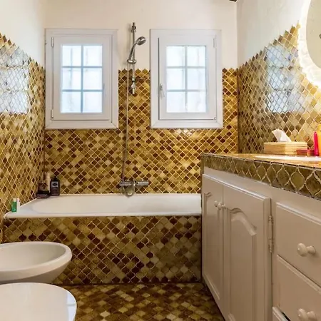 St-tropez/ramatuelle : 5br Avec Piscine Apartman Saint-Tropez