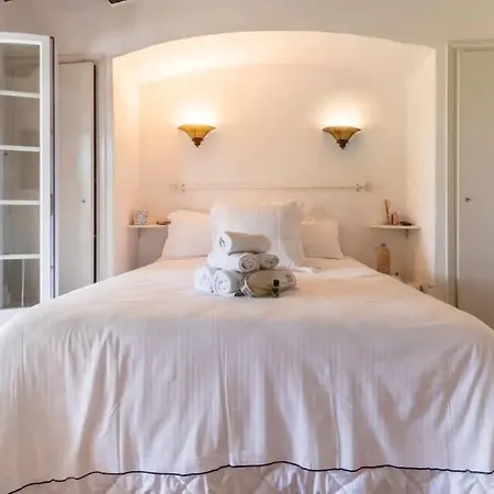 St-tropez/ramatuelle : 5br Avec Piscine